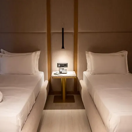 Hotel South Marina 4*