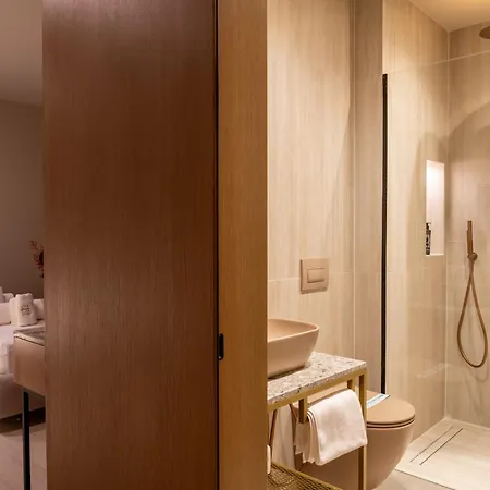 Hotel South Marina 4*