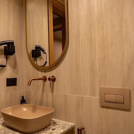 Hotel South Marina 4*